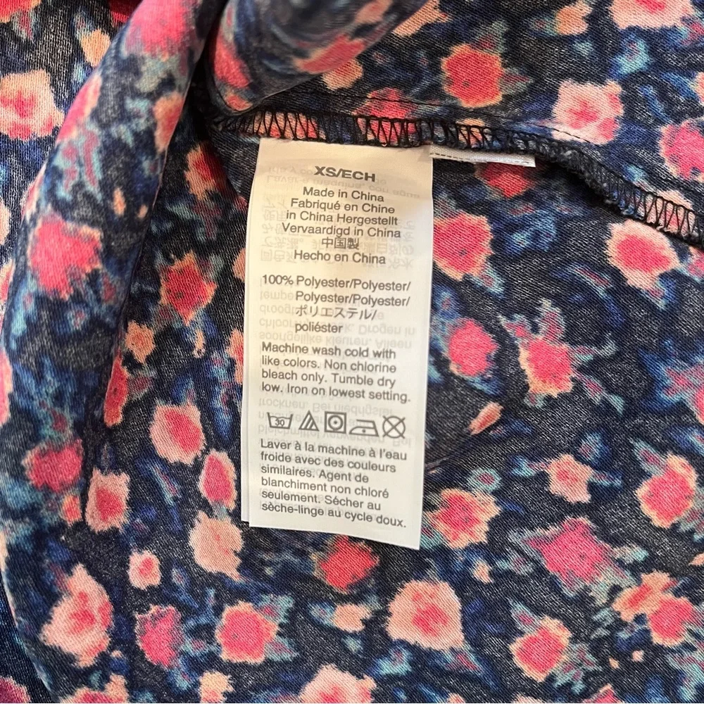 J. Crew Open V-Neck Top Dotted Floral Small Blue Pink Crepe Long Sleeve, Sz XS - Picture 12 of 13